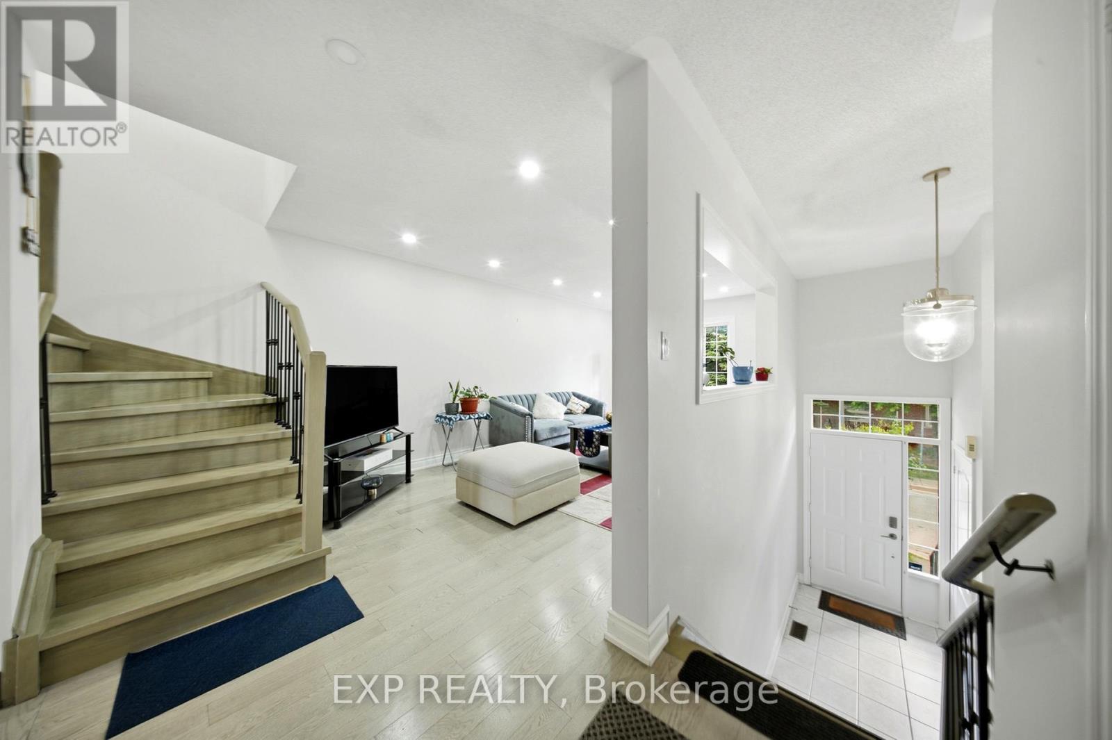 19 - 1575 South Parade Court, Mississauga, Ontario  L5M 6E9 - Photo 7 - W13702490