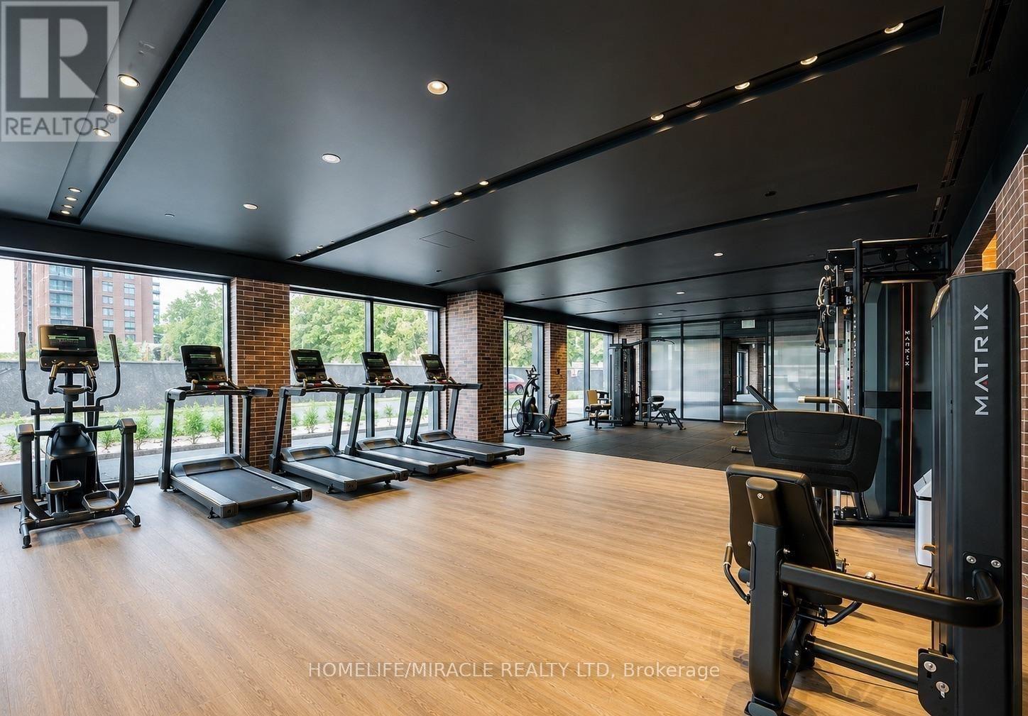 1420 - 8 Eglinton Avenue W, Toronto, Ontario  M9A 0G5 - Photo 8 - W13702504