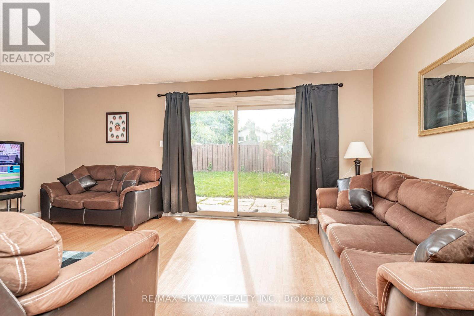 59 Skegby Road, Brampton, Ontario  L6V 2T8 - Photo 10 - W13702512