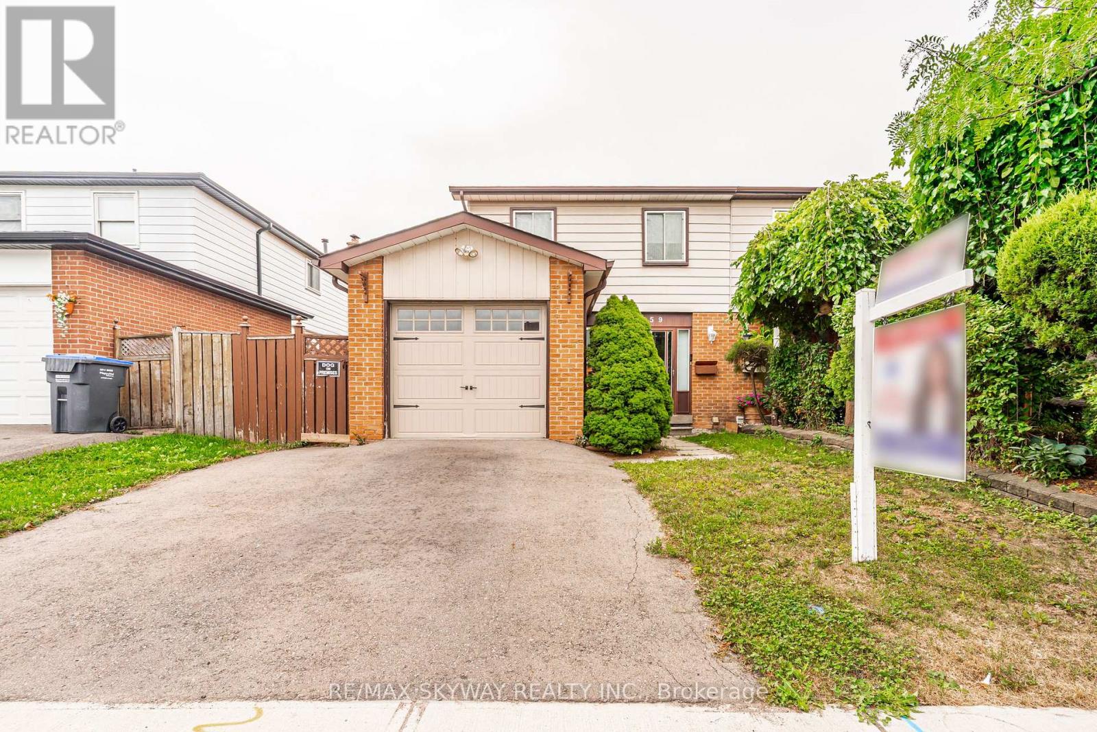 59 Skegby Road, Brampton, Ontario  L6V 2T8 - Photo 4 - W13702512