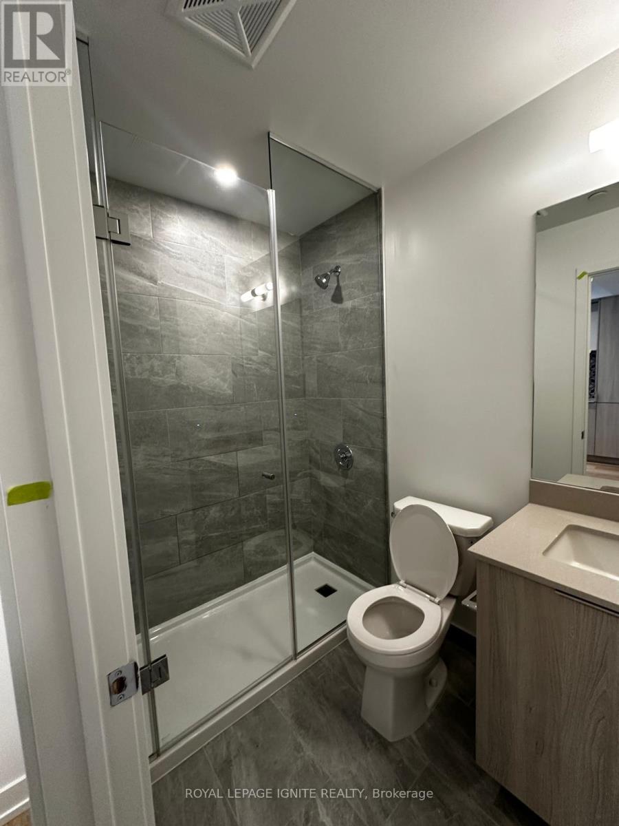 1307 - 395 Square One Drive, Mississauga, Ontario  L5B 0P6 - Photo 17 - W13702538