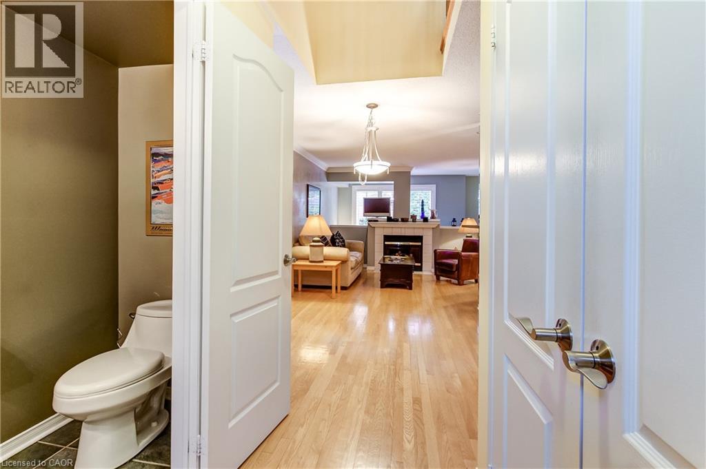 1084 W Queen Street W Unit# 8b, Mississauga, Ontario  L5H 4K4 - Photo 7 - 40830226