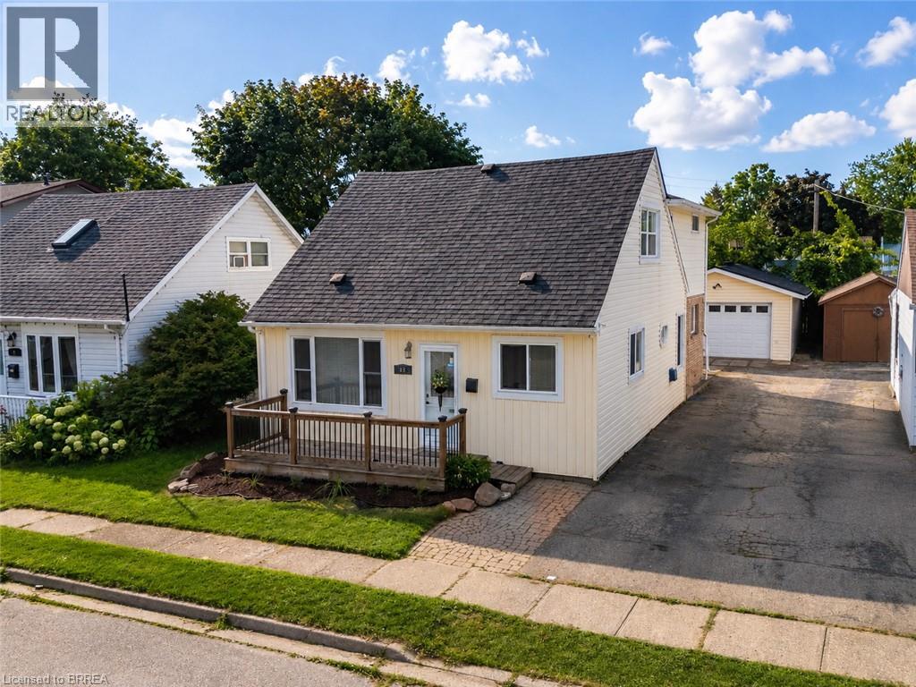 49 SEVENTH Avenue, Brantford, Ontario