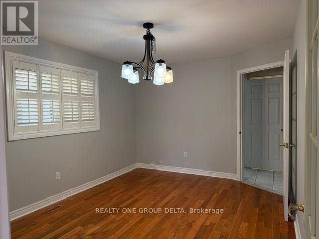 Upper - 24 Arborview Crescent, Toronto, Ontario  M9W 7B3 - Photo 18 - W13702564