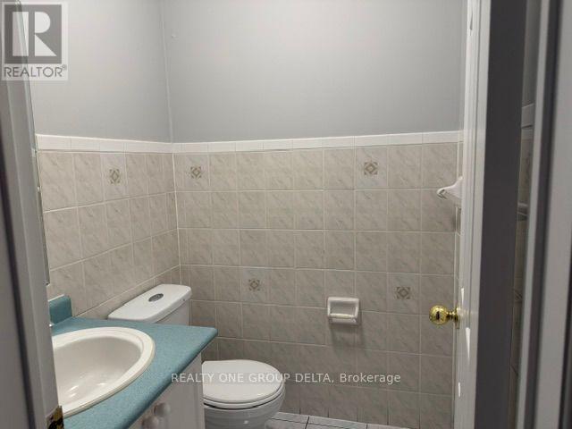 Upper - 24 Arborview Crescent, Toronto, Ontario  M9W 7B3 - Photo 8 - W13702564