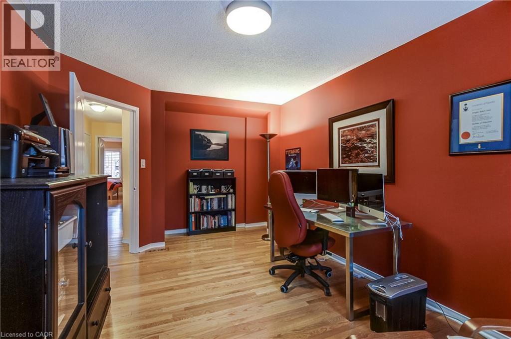 1084 W Queen Street W Unit# 8b, Mississauga, Ontario  L5H 4K4 - Photo 19 - 40830226