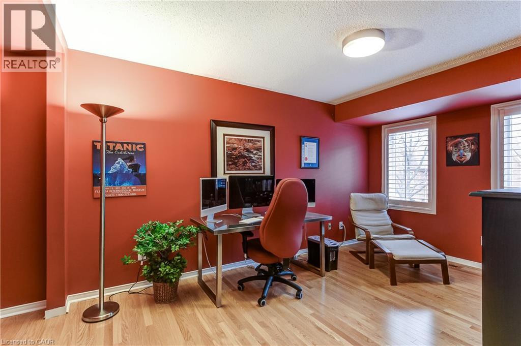1084 W Queen Street W Unit# 8b, Mississauga, Ontario  L5H 4K4 - Photo 18 - 40830226