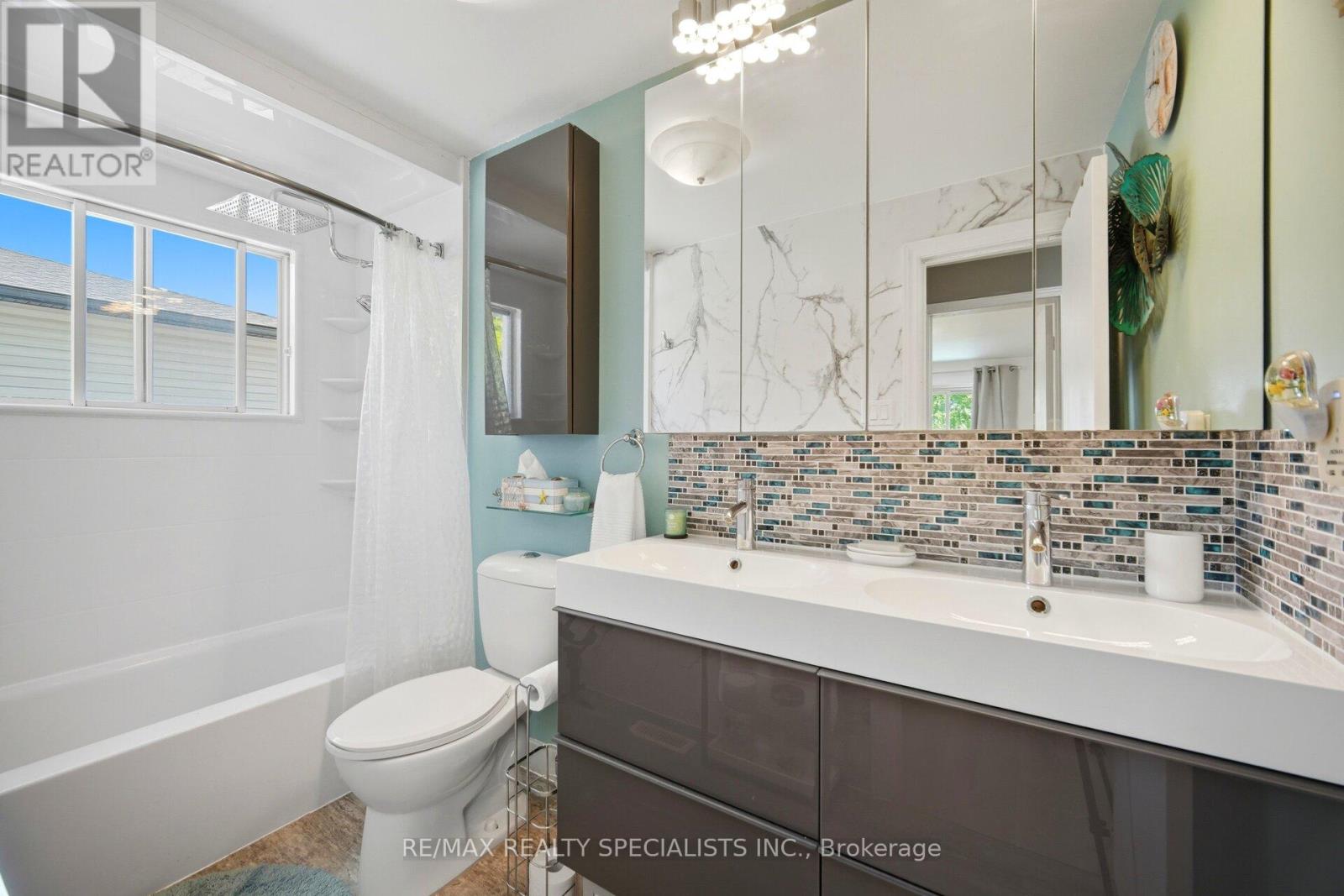 3673 Fieldgate Drive, Mississauga, Ontario  L4X 2J8 - Photo 32 - W13698434