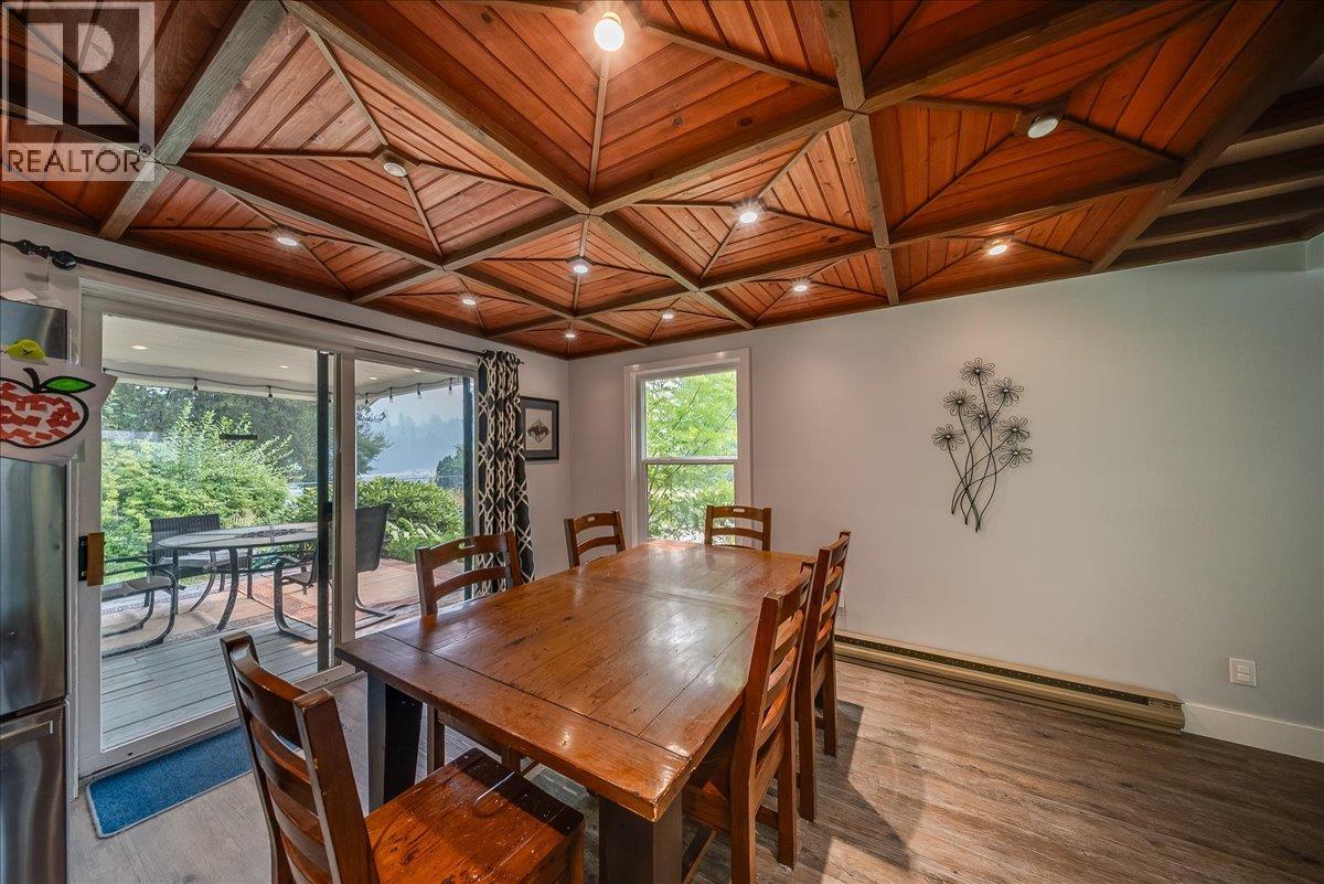 814 16th Avenue, Genelle, British Columbia  V0G 1G0 - Photo 9 - 10397568