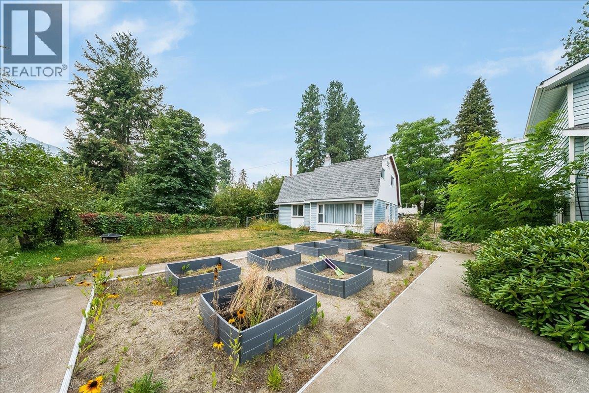 814 16th Avenue, Genelle, British Columbia  V0G 1G0 - Photo 42 - 10397568