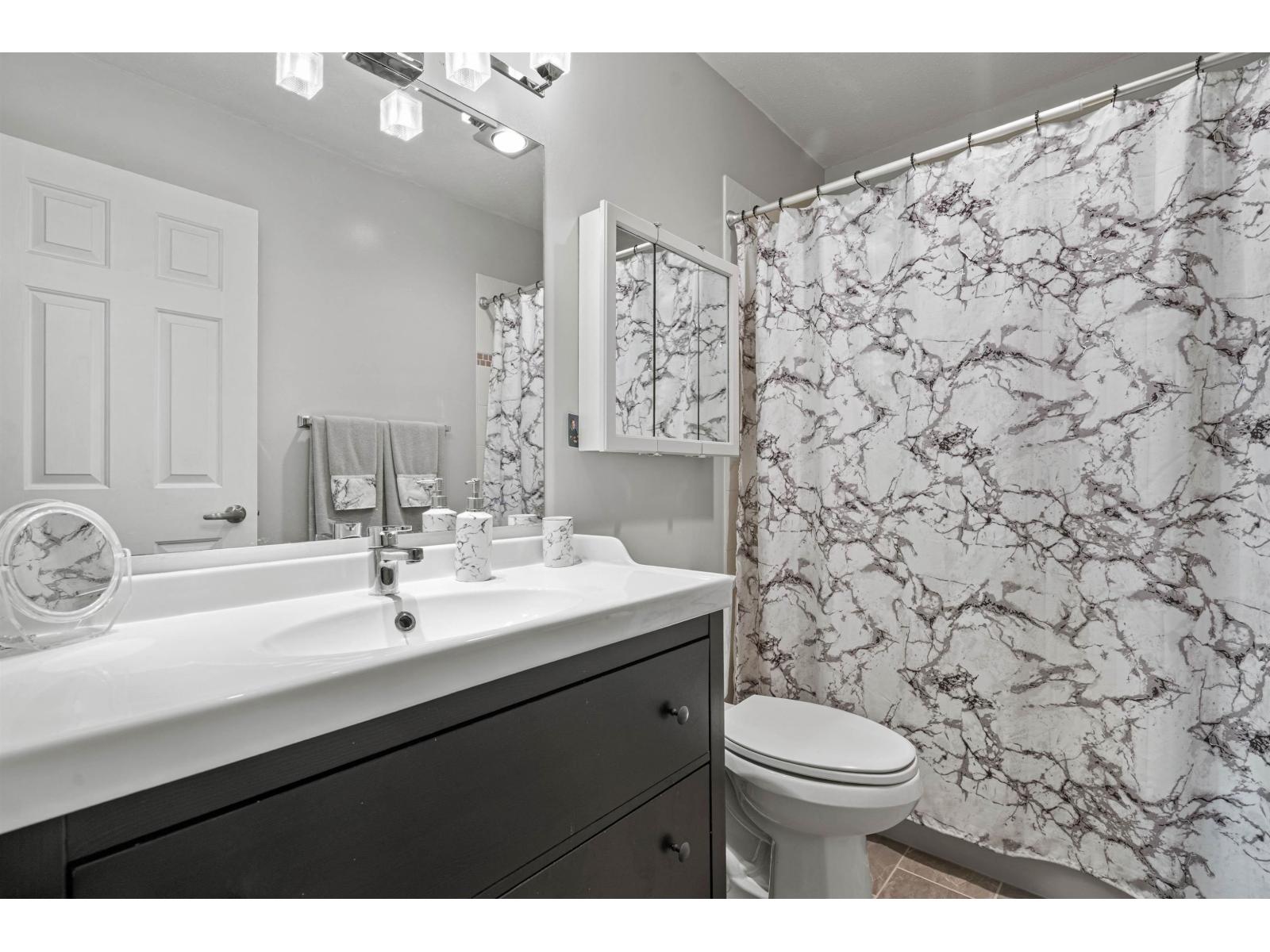 14 2475 Emerson Street, Abbotsford, British Columbia  V2T 4W5 - Photo 9 - R3134040