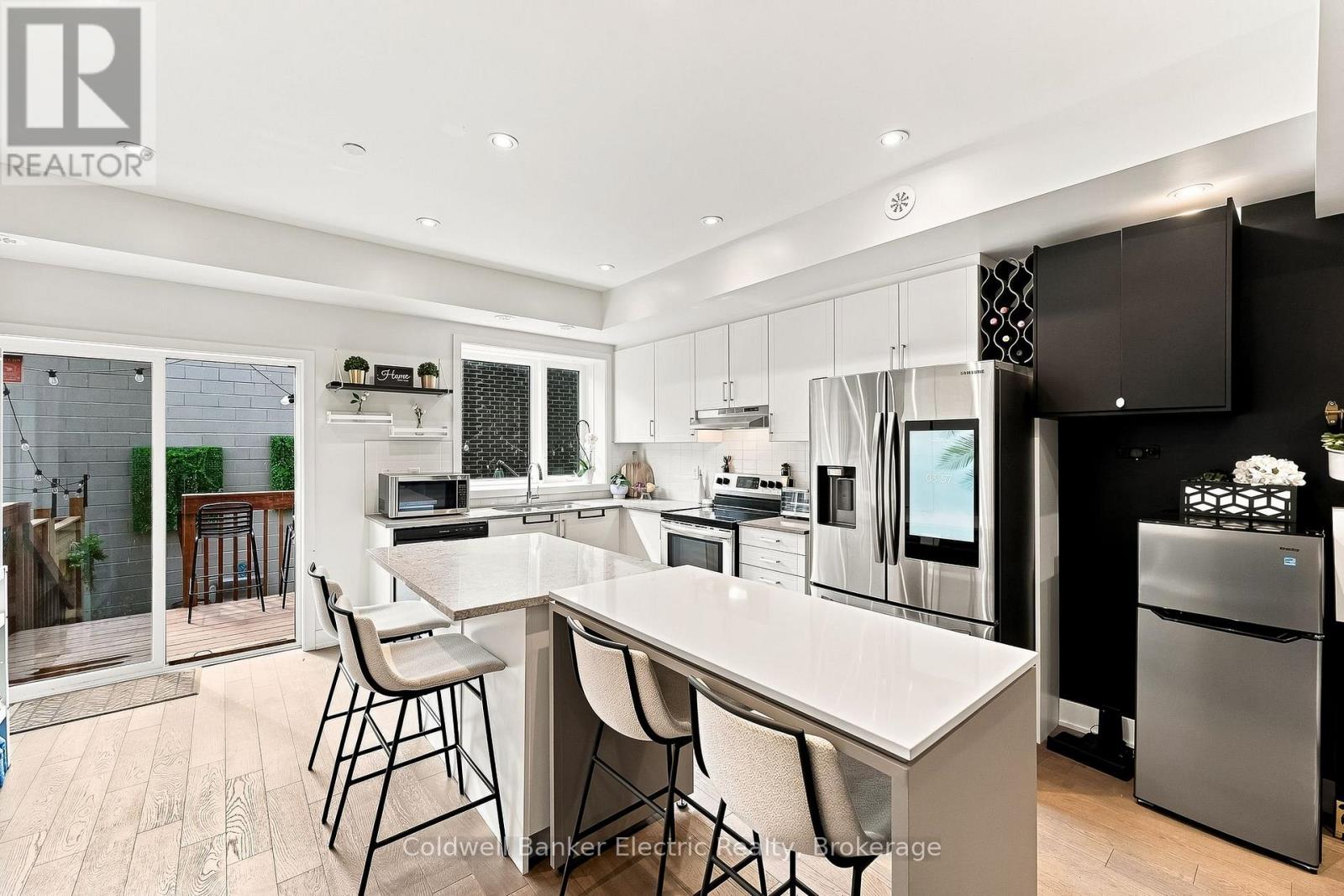 42 William Duncan Road, Toronto, Ontario M3K 0C5 - Photo 10 - W13702576
