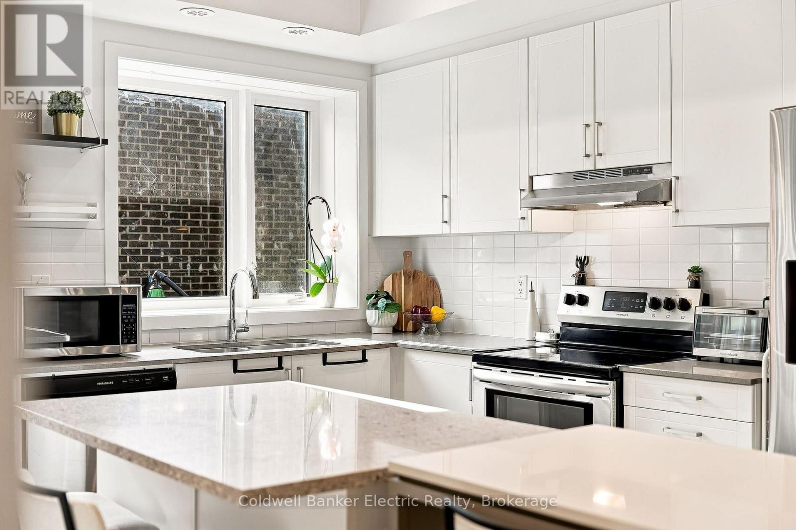 42 William Duncan Road, Toronto, Ontario M3K 0C5 - Photo 15 - W13702576
