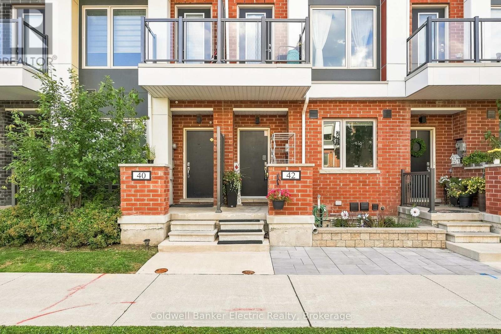 42 William Duncan Road, Toronto, Ontario M3K 0C5 - Photo 6 - W13702576