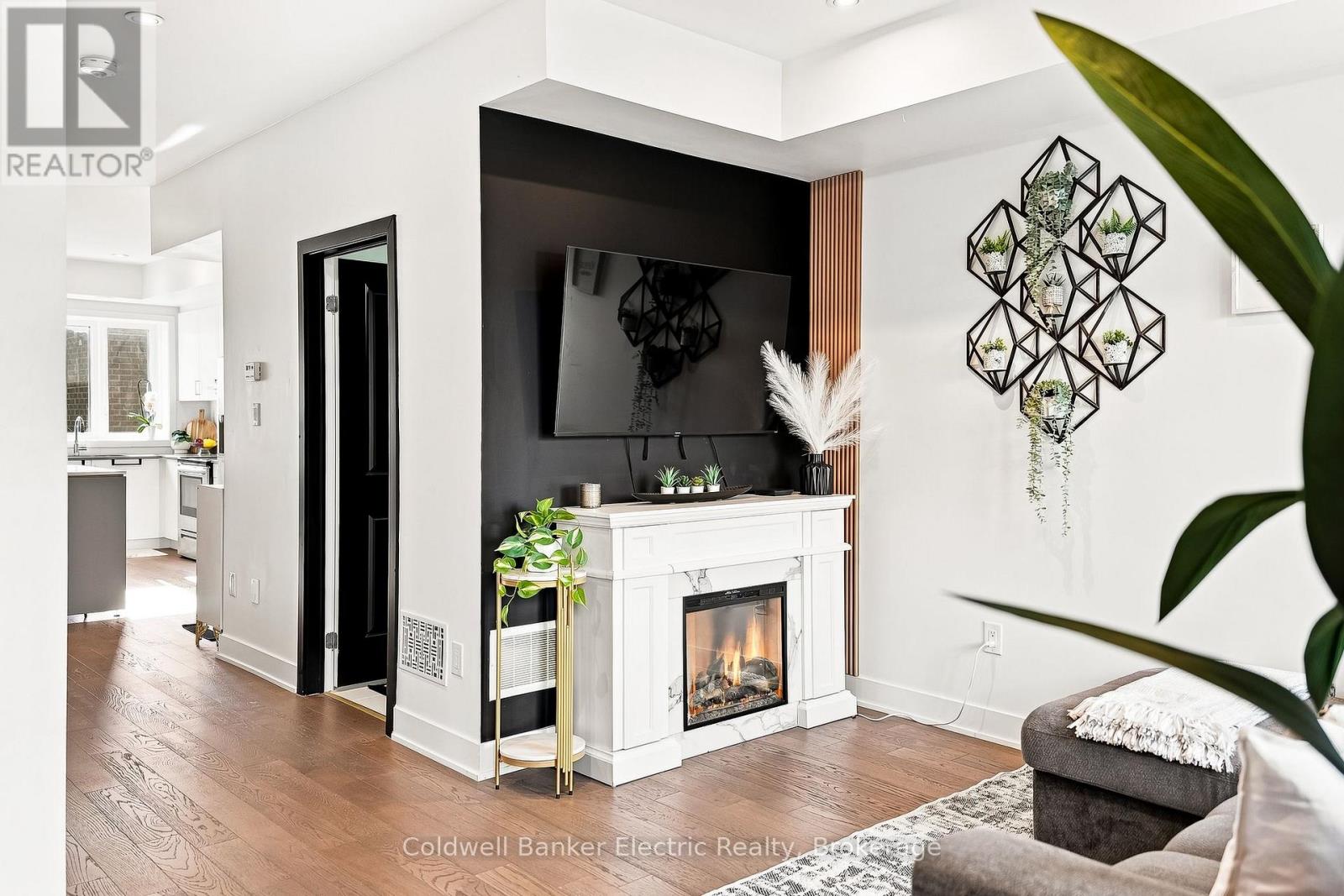 42 William Duncan Road, Toronto, Ontario M3K 0C5 - Photo 8 - W13702576