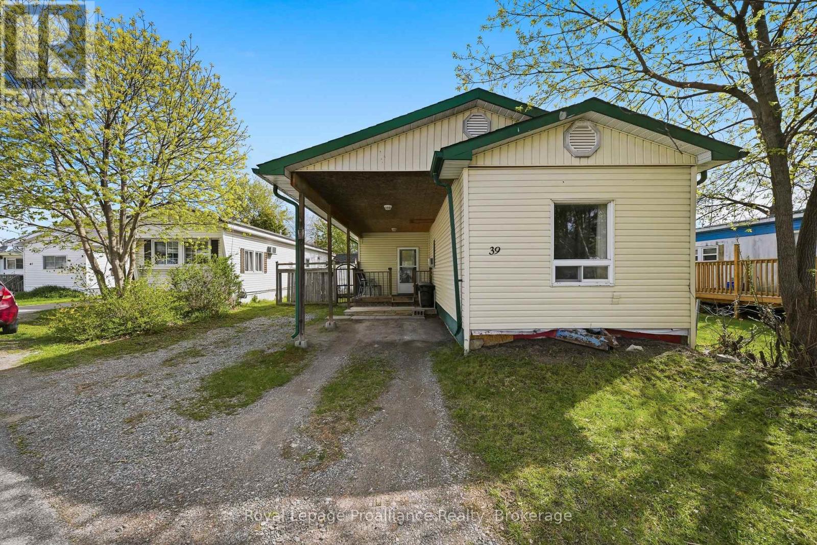 39 - 63 Whites Road, Quinte West (Sidney Ward), Ontario  K8V 5P5 - Photo 3 - X13702634