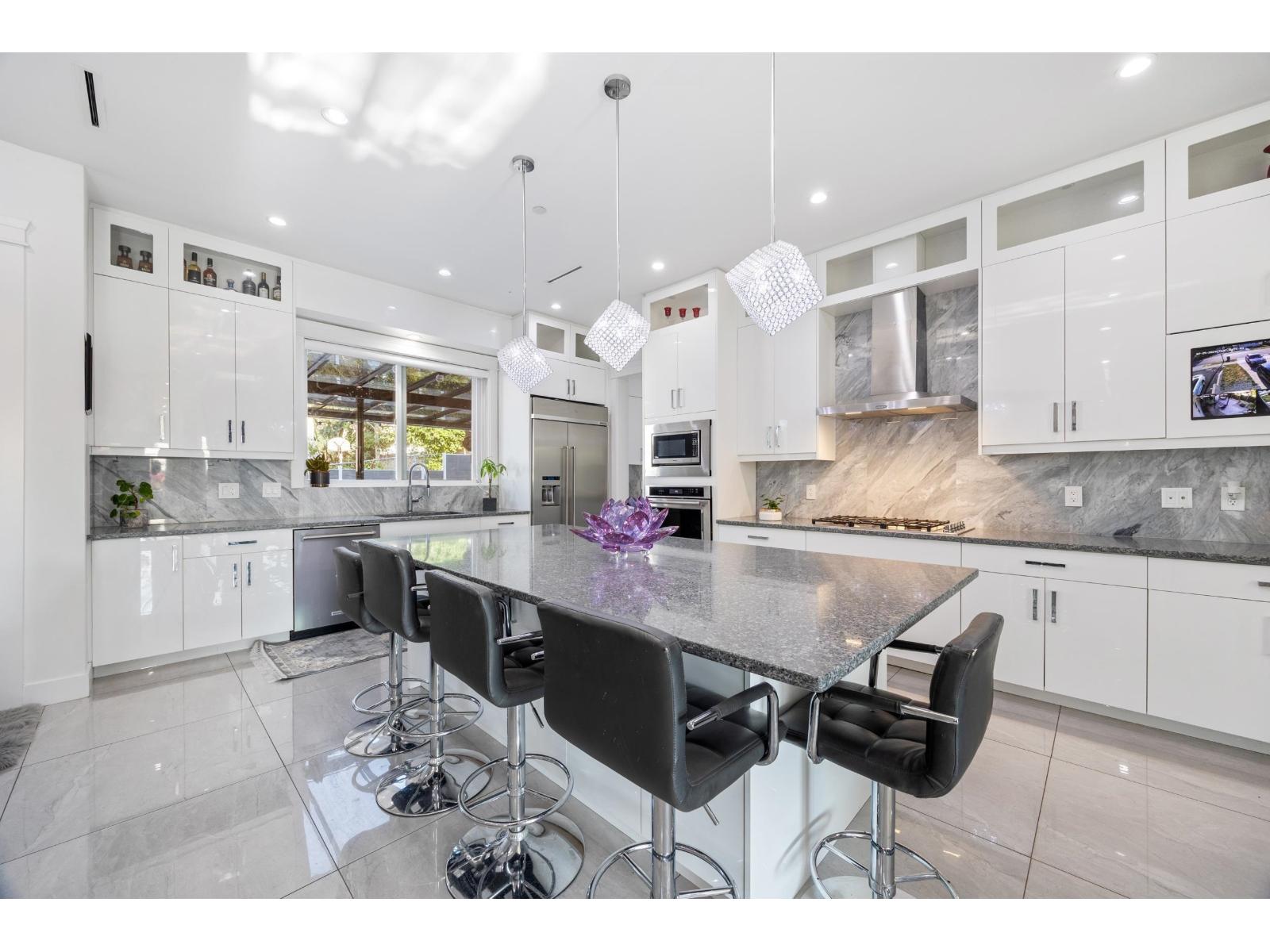 10088 121 Street, Surrey, British Columbia  V3V 4K5 - Photo 11 - R3157719