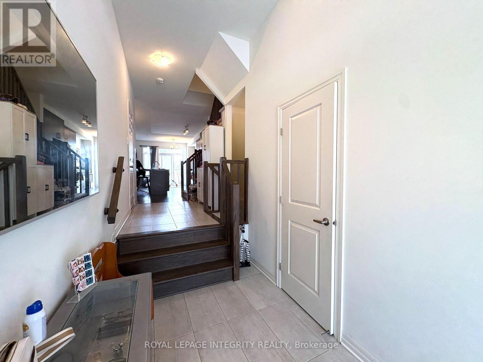 148 Overberg Way, Ottawa, Ontario K2S 0V8 - Photo 3 - X13702630