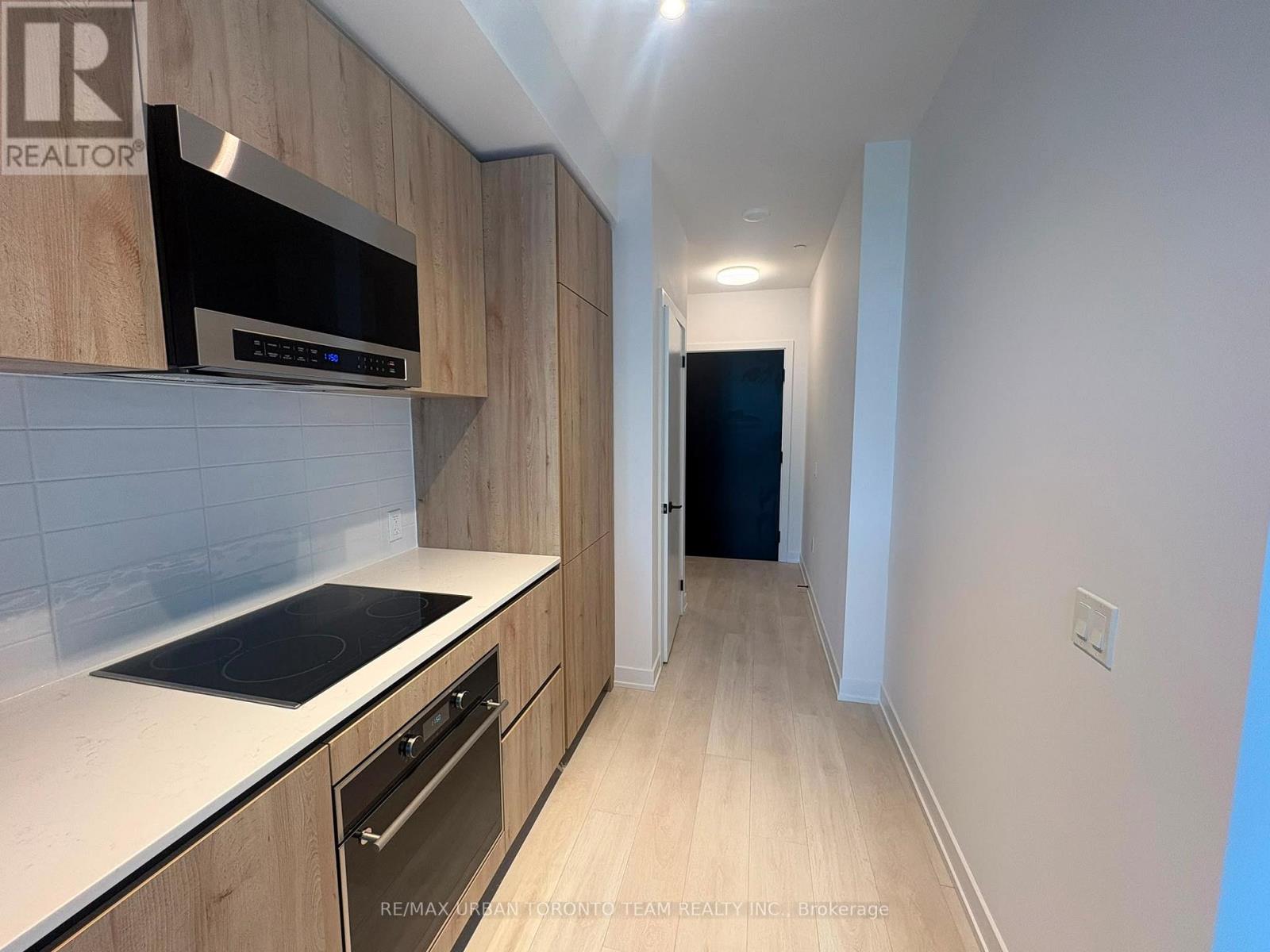 903 - 117 Broadway Avenue, Toronto (Mount Pleasant West), Ontario  M4P 1V3 - Photo 3 - C13702586