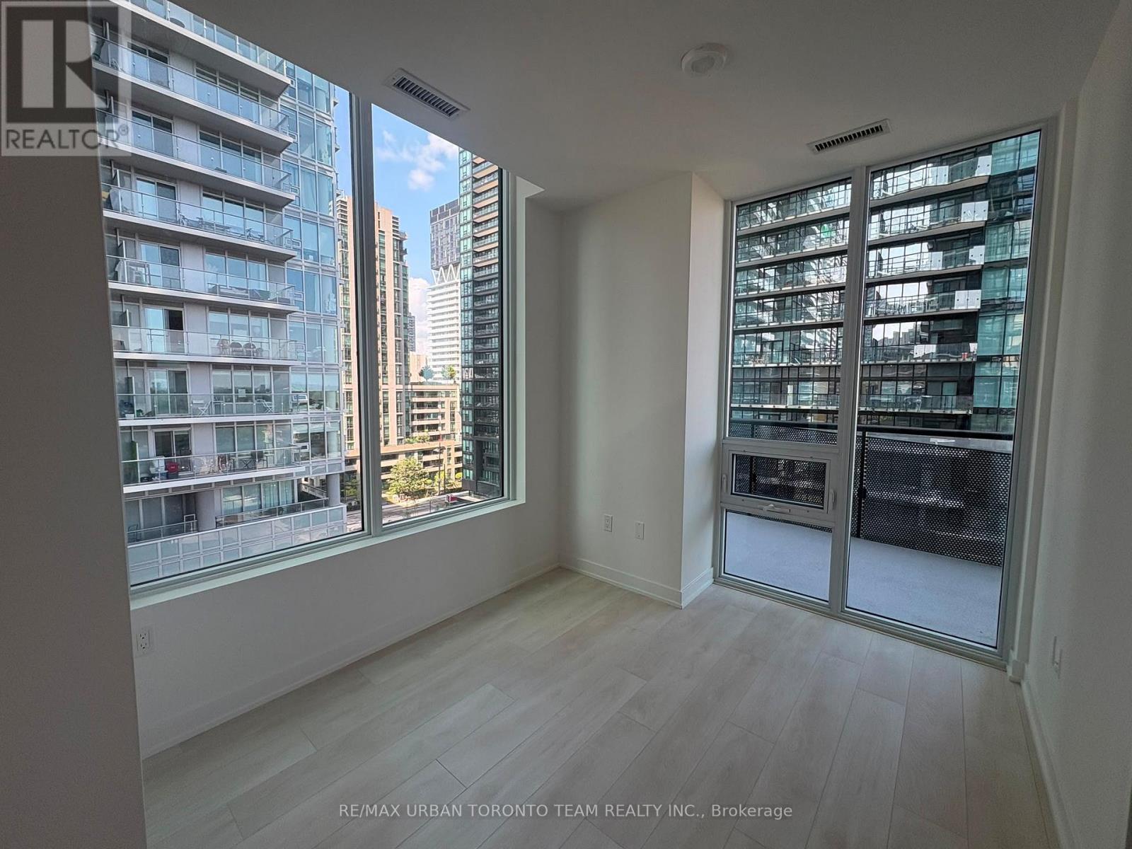 903 - 117 Broadway Avenue, Toronto (Mount Pleasant West), Ontario  M4P 1V3 - Photo 4 - C13702586