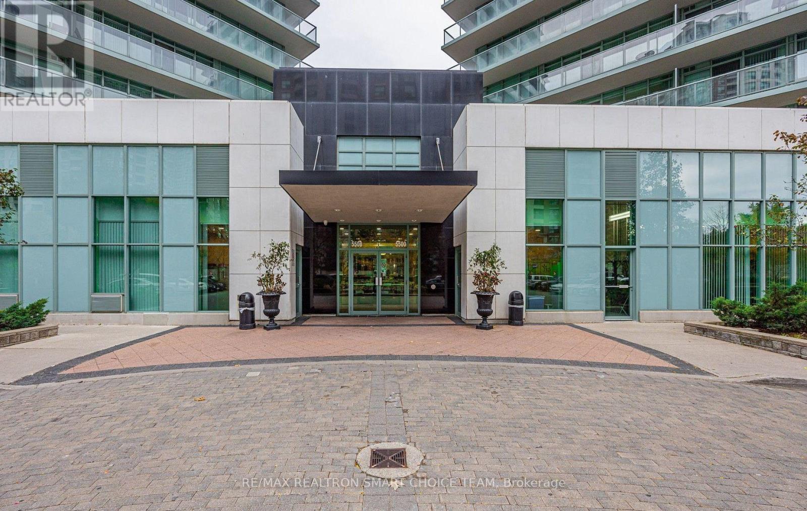 1107 - 5500 Yonge Street, Toronto, Ontario M2N 7L1 - Photo 2 - C13702596