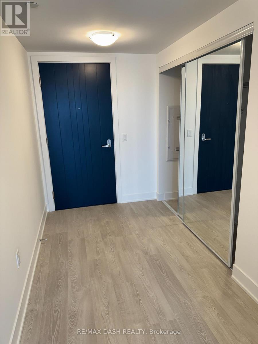 1742 - 2545 Simcoe Street N, Oshawa, Ontario L1L 0W3 - Photo 3 - E13702592
