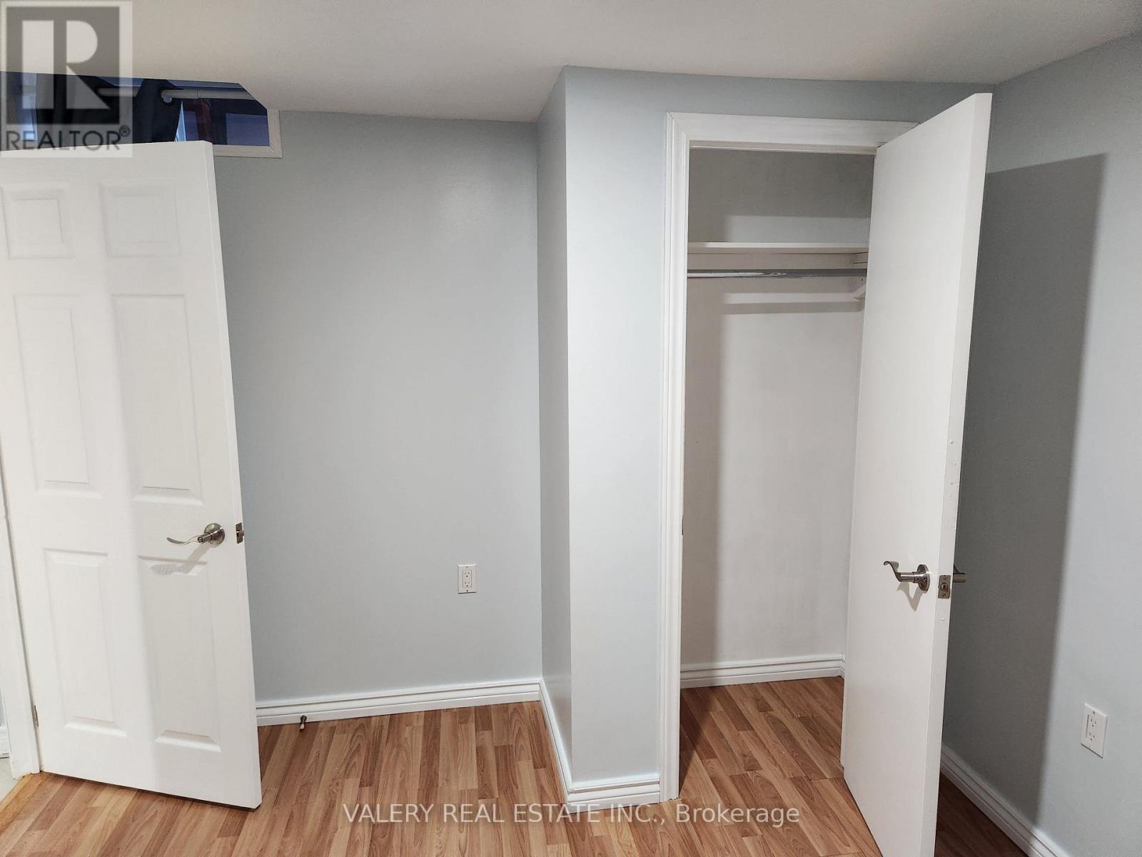 28 Iles Street N, Ajax, Ontario L1T 3V4 - Photo 4 - E13702622