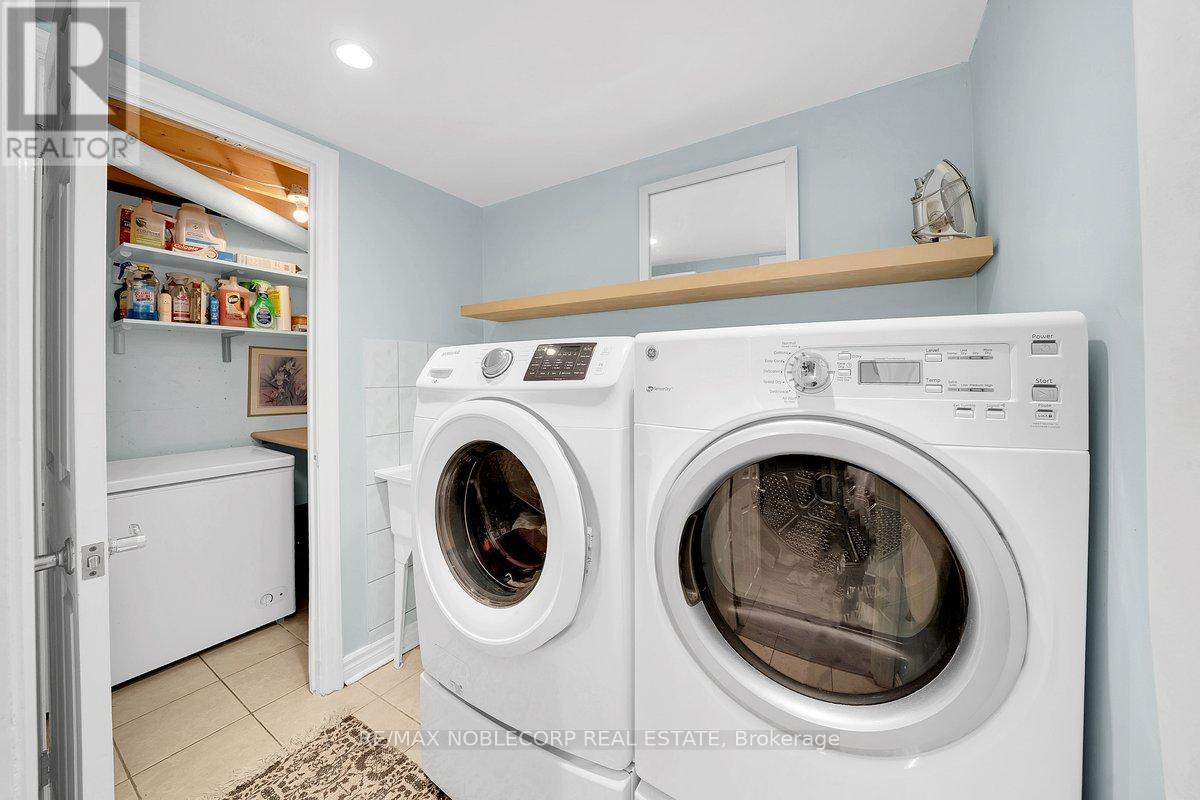 3 Castlehill Road, Vaughan, Ontario  L6A 1P3 - Photo 38 - N13702632