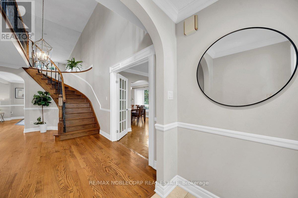 3 Castlehill Road, Vaughan, Ontario  L6A 1P3 - Photo 5 - N13702632