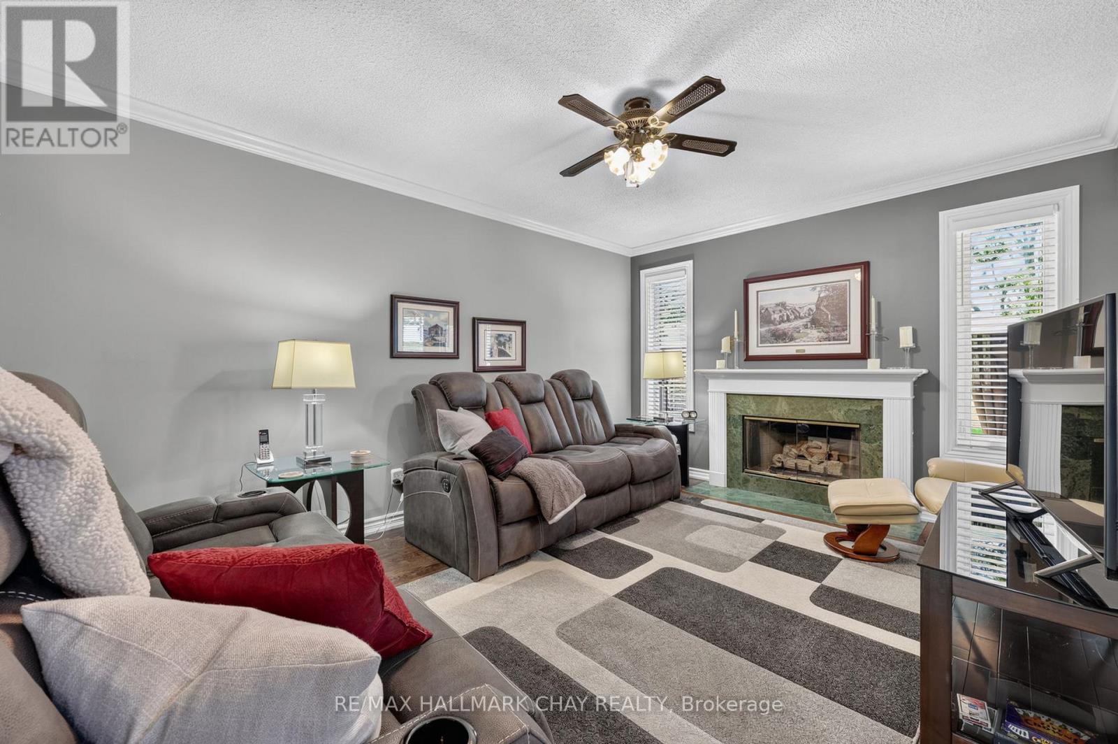 358 Livingstone Street W, Barrie (Northwest), Ontario  L4N 7K7 - Photo 6 - S13702612