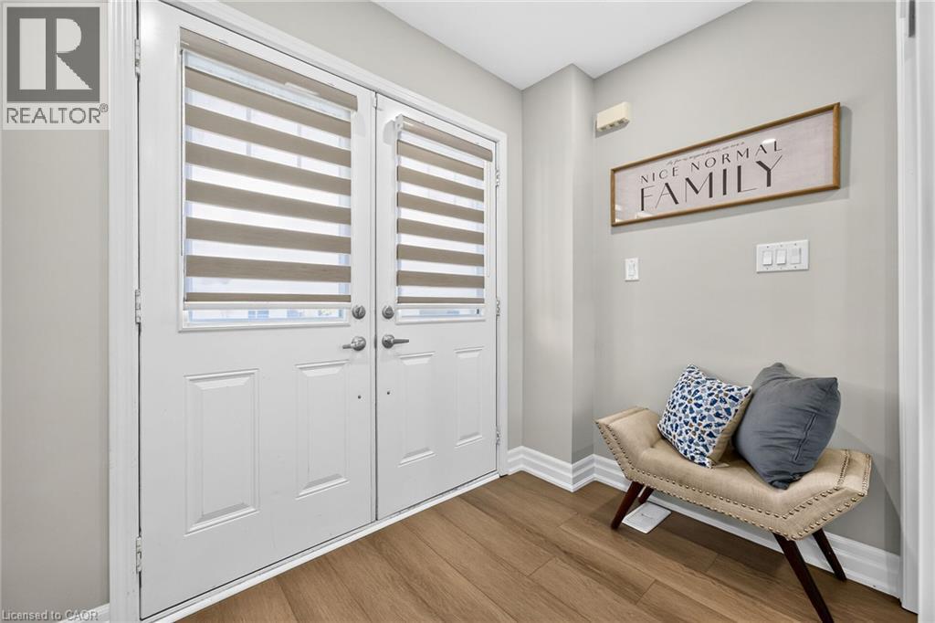 31 Mccargow Drive, Caledonia, Ontario  N3W 0C3 - Photo 4 - 40857670