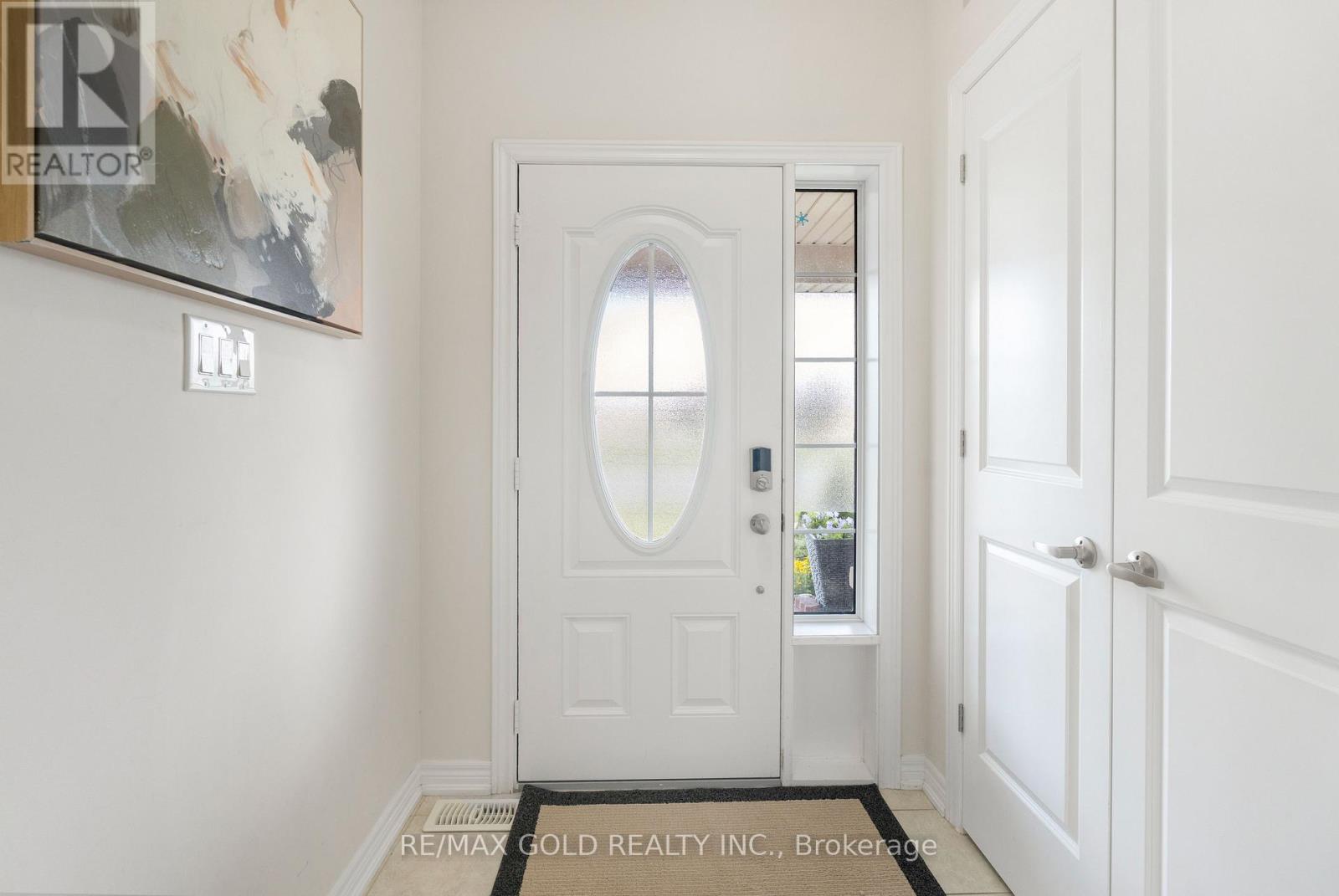 15 Antibes Drive, Brampton, Ontario  L6X 5H4 - Photo 3 - W13702580