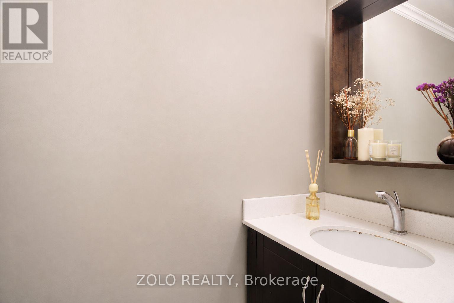 4084 Rolling Valley Drive, Mississauga (Erin Mills), Ontario  L5L 2K8 - Photo 12 - W13702584
