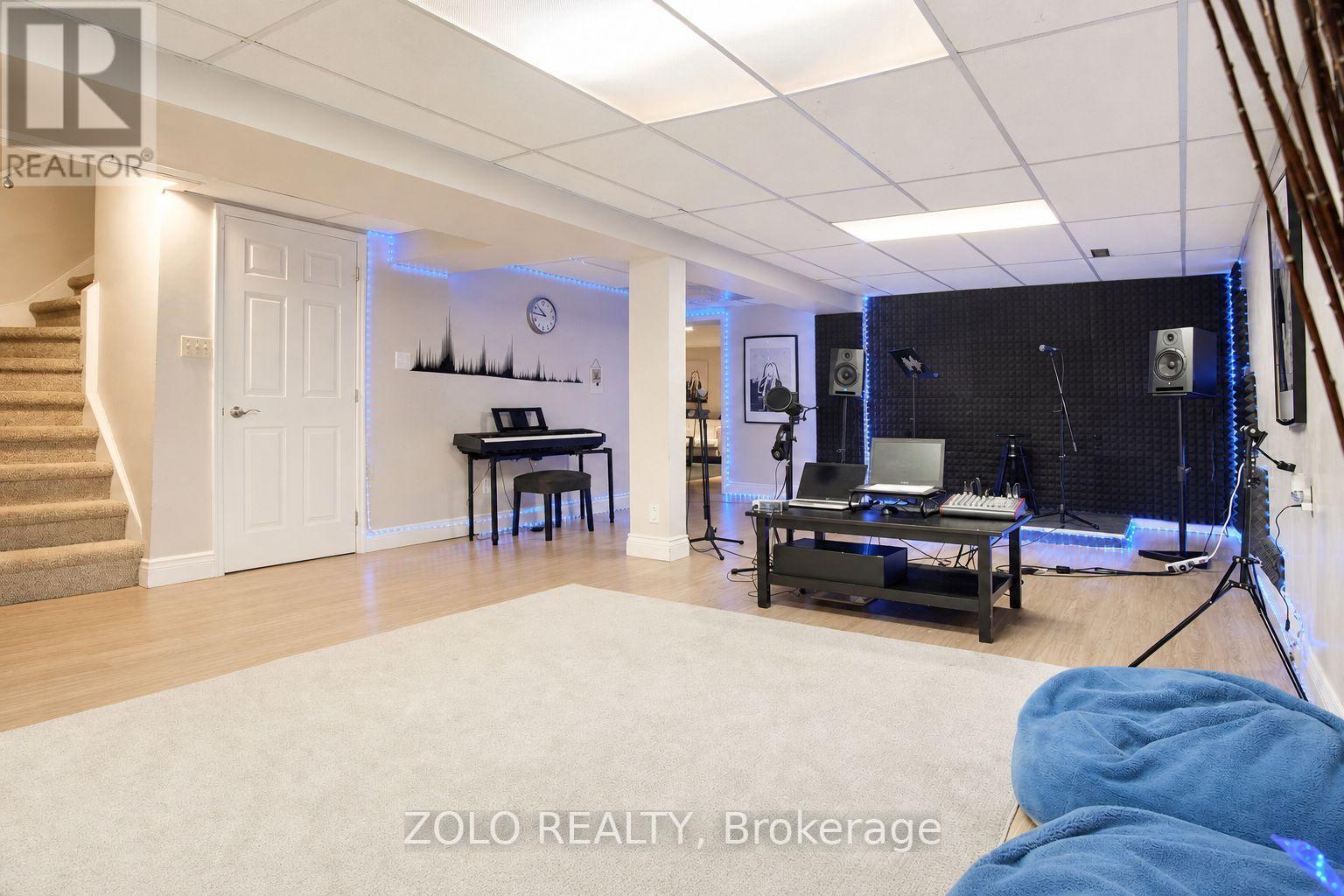 4084 Rolling Valley Drive, Mississauga (Erin Mills), Ontario  L5L 2K8 - Photo 21 - W13702584