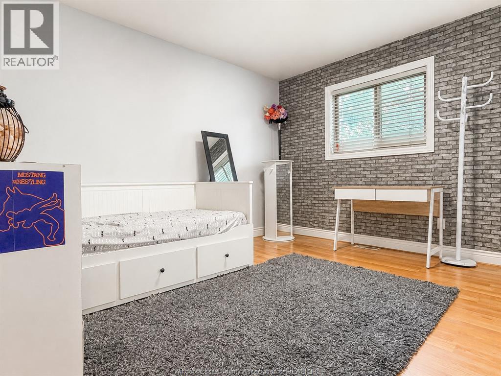 2505 St Clair Avenue, Windsor, Ontario  N9E 4L9 - Photo 13 - 26020491