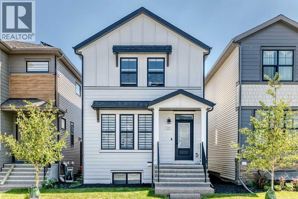 211 Silverton Glen Crescent SW, Calgary, Alberta