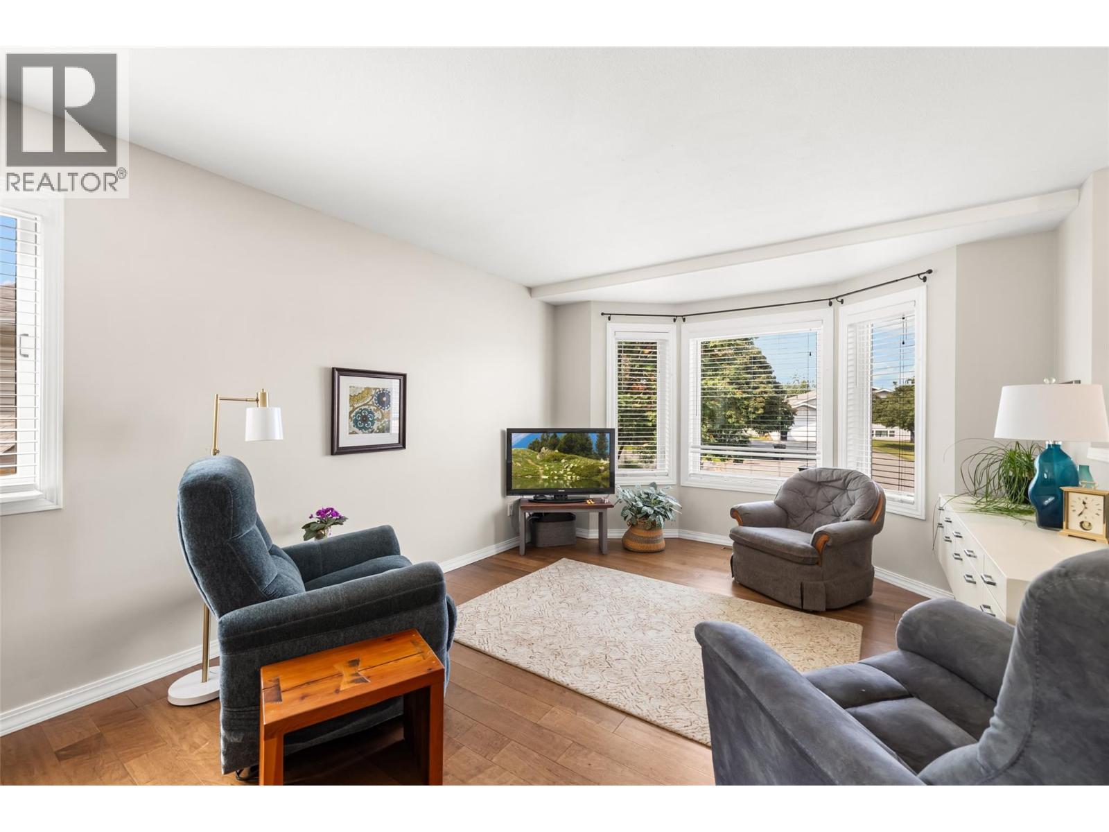 2433 Mcleary N Crescent, Cranbrook, British Columbia V1C 5Y2 - Photo 4 - 10398200