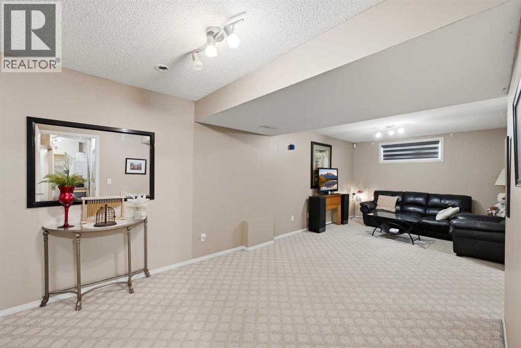 86 Saddlecrest Close NE, Calgary, Alberta  T3J 5B6 - Photo 30 - A2337362