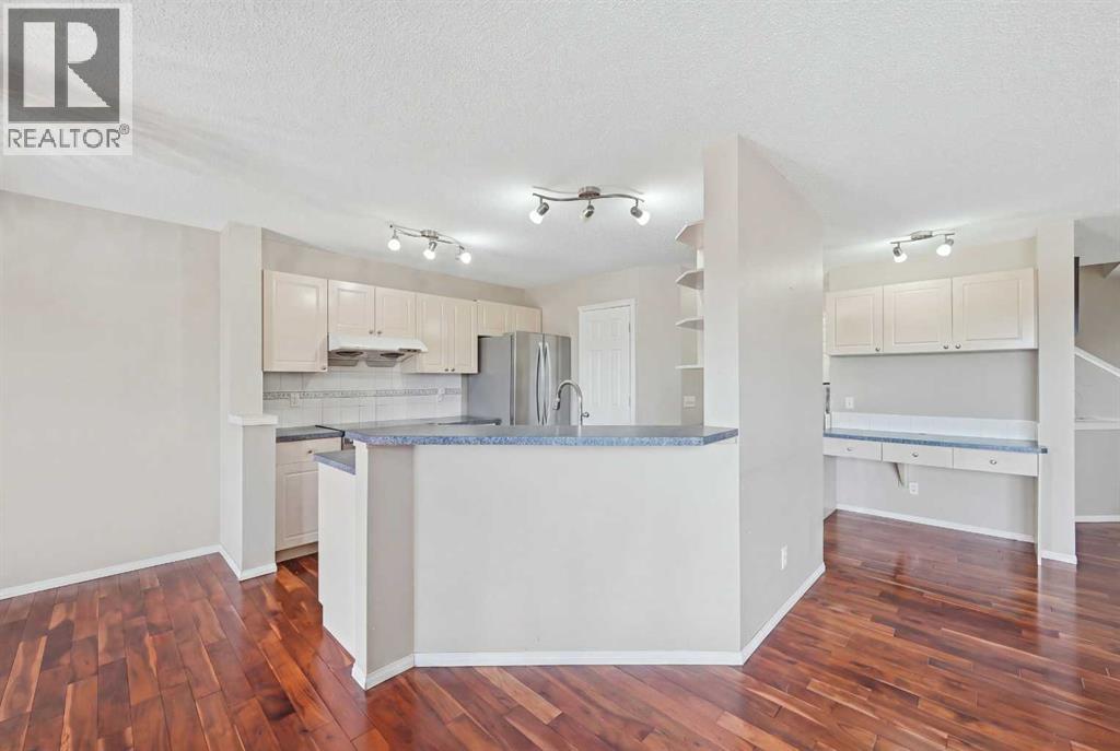 86 Saddlecrest Close NE, Calgary, Alberta  T3J 5B6 - Photo 12 - A2337362
