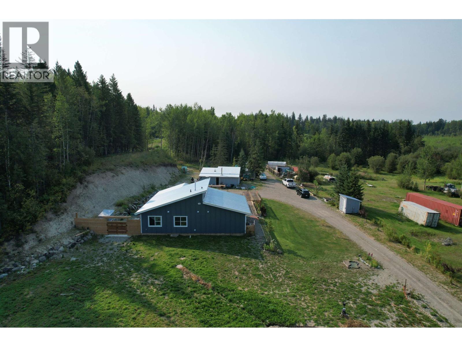 1962 W Sales Road, Red Bluff / Dragon Lake, British Columbia  V2J 6C1 - Photo 3 - R3157986