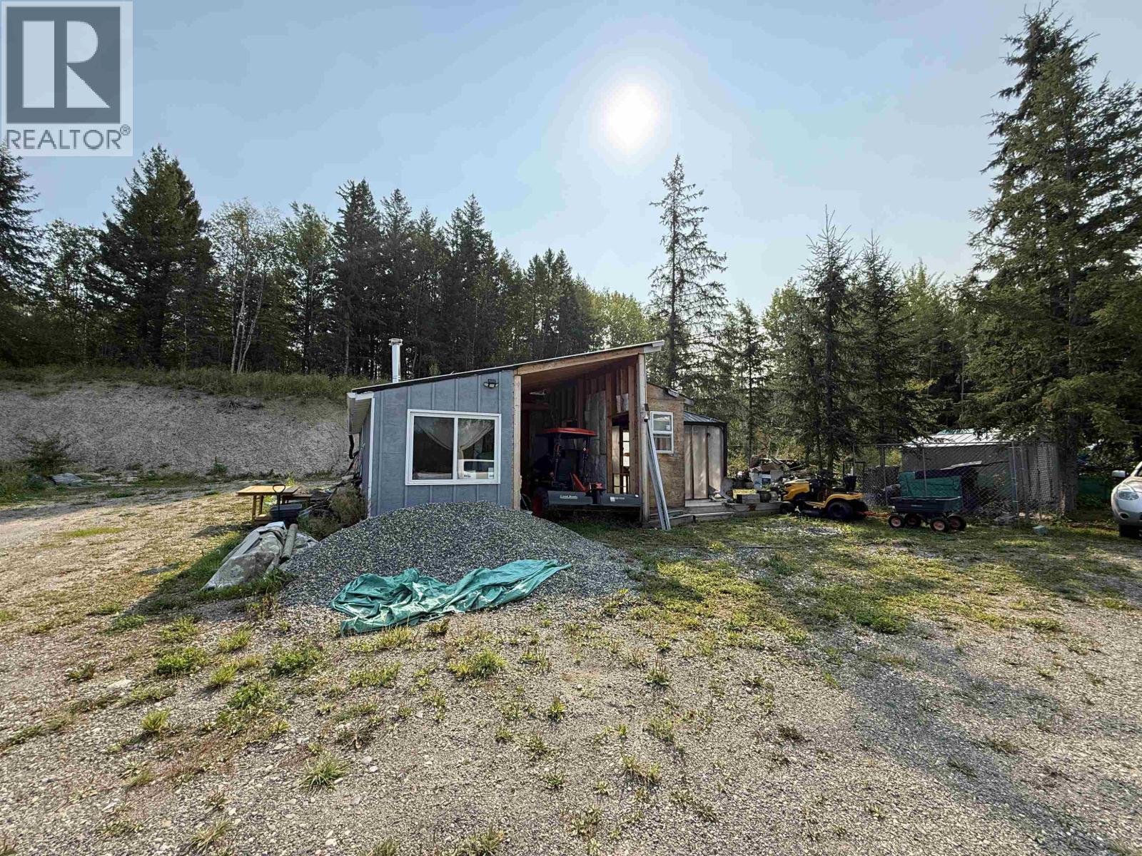 1962 W Sales Road, Red Bluff / Dragon Lake, British Columbia  V2J 6C1 - Photo 34 - R3157986