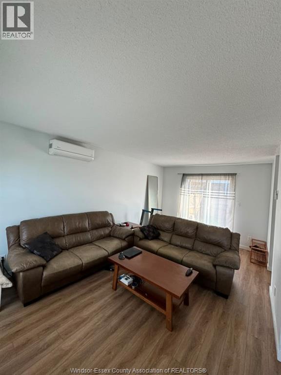 9260 Arncliffe Court Unit# Upper, Windsor, Ontario  B8S 4J9 - Photo 4 - 26020489
