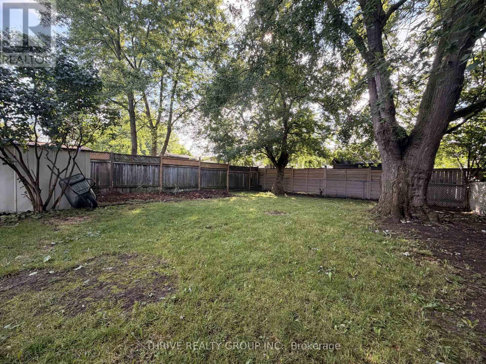 202 Muriel Crescent, London South, Ontario  N6E 2K6 - Photo 24 - X13702706