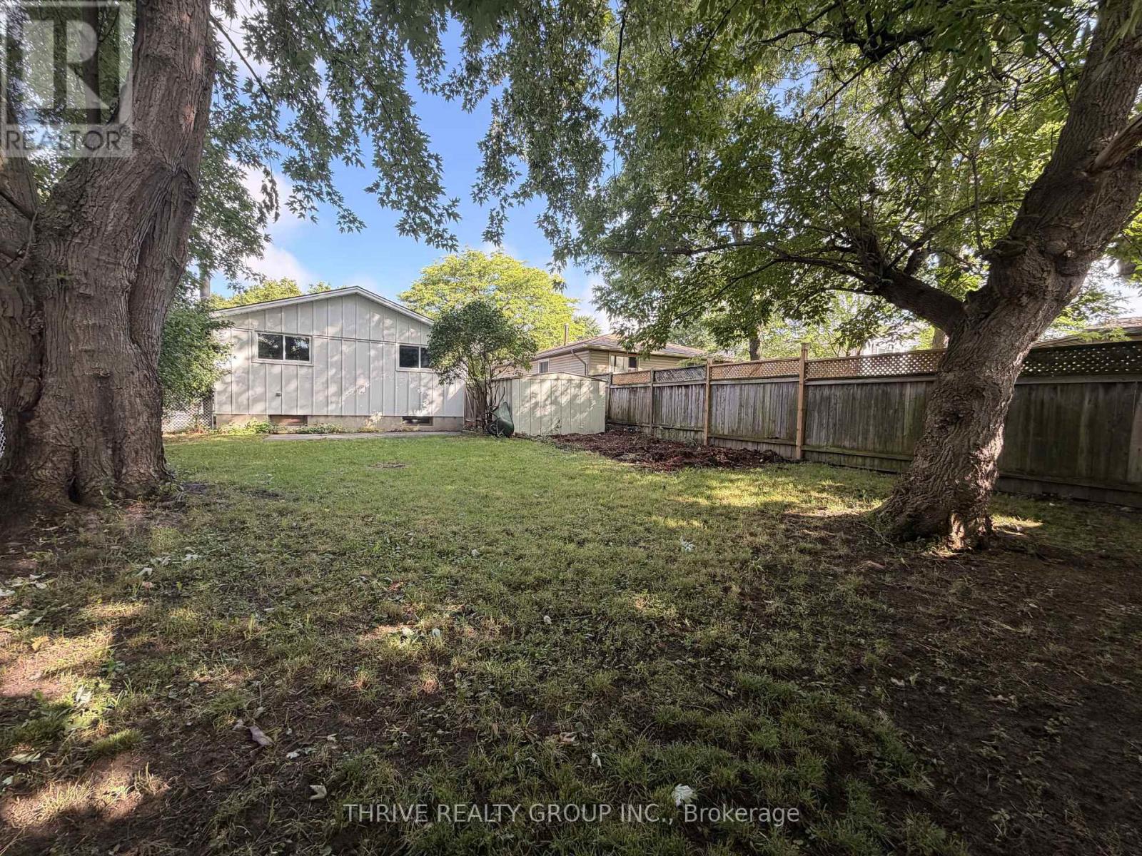 202 Muriel Crescent, London South, Ontario  N6E 2K6 - Photo 25 - X13702706