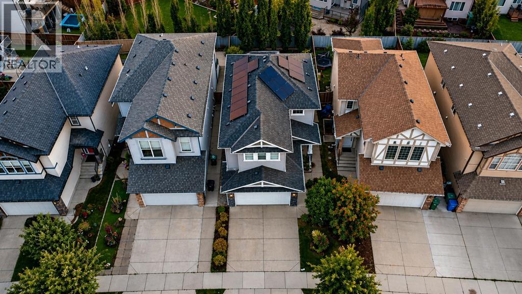 725 NEW BRIGHTON Drive SE, calgary, Alberta