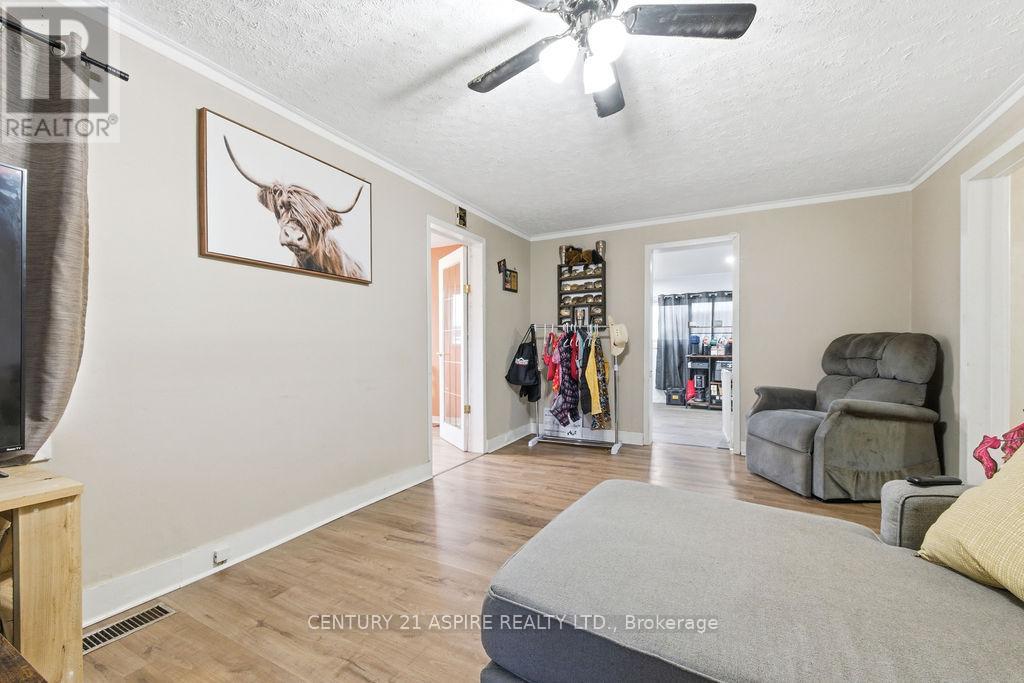 20 Hilda Street, Petawawa, Ontario  K8H 1T6 - Photo 21 - X13702676