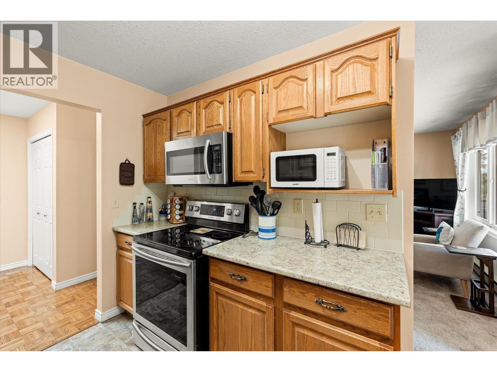 1170 Brookside Avenue Unit# 302, Kelowna, British Columbia  V1Y 5T4 - Photo 6 - 10398466