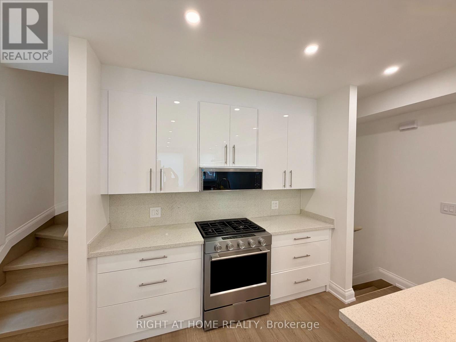 2 - 57 Hepbourne Street, Toronto, Ontario M6H 1K4 - Photo 3 - C13702636