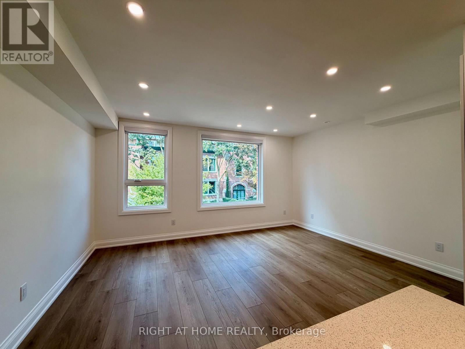 2 - 57 Hepbourne Street, Toronto, Ontario M6H 1K4 - Photo 4 - C13702636