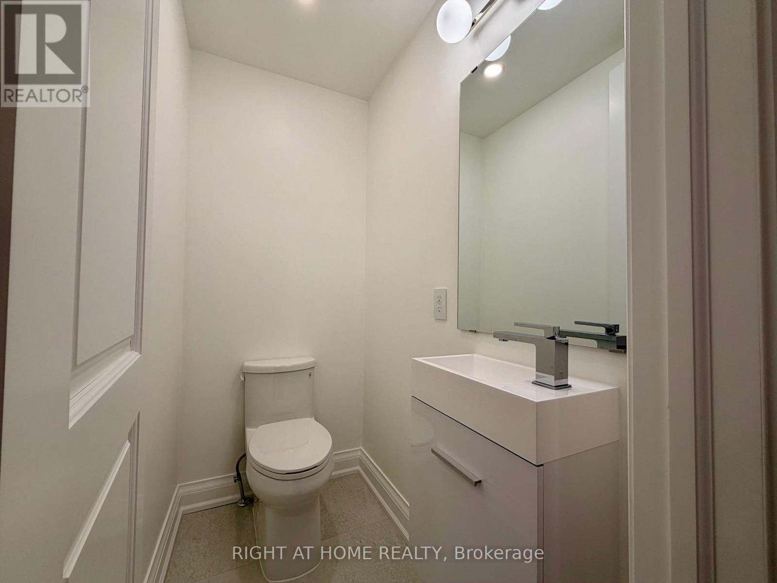 2 - 57 Hepbourne Street, Toronto, Ontario M6H 1K4 - Photo 5 - C13702636